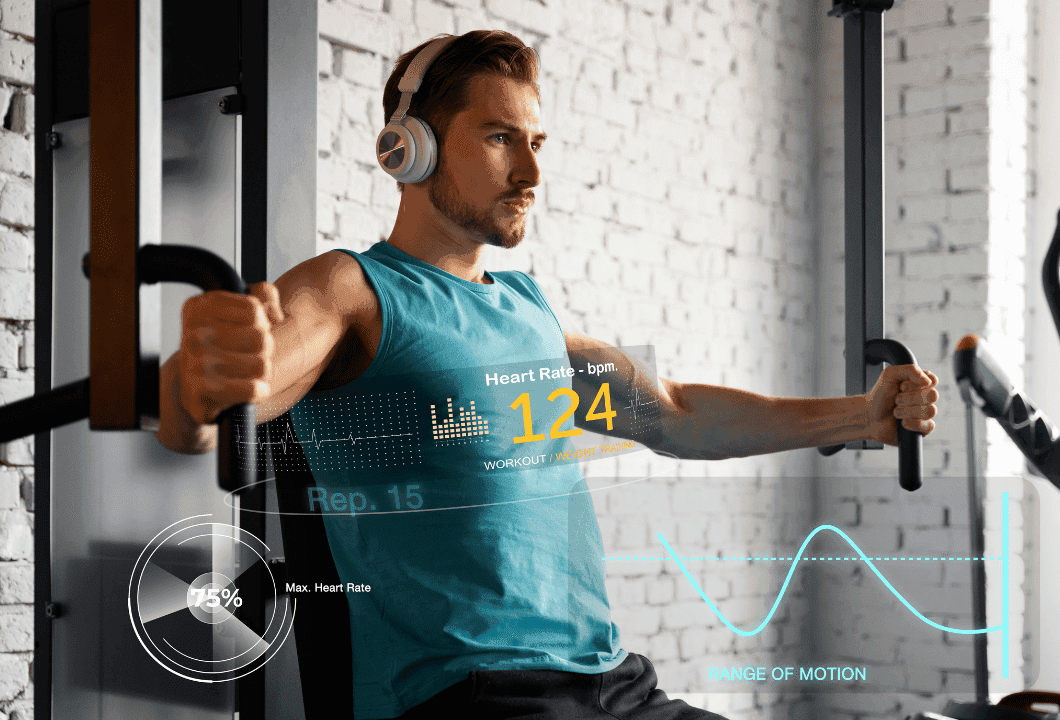 fitness tracker beim fitnesstraining mann