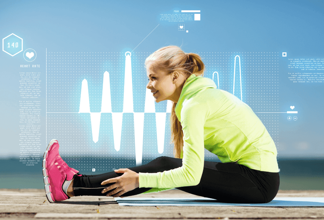 fitness tracker bei gesundheitsanalyse frau